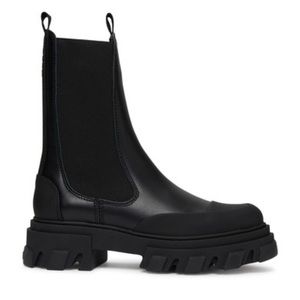 Ganni chelsea boots - size 38